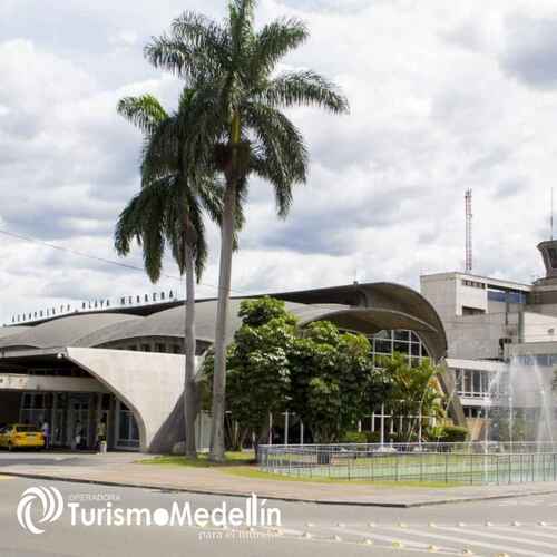 Aeropuerto Enrique Olaya Herrera - Hotel